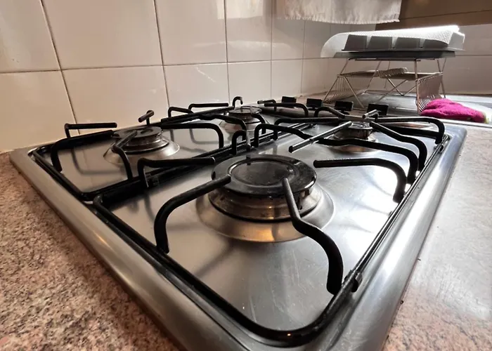 Apartament Bilocale Mansardato Farini Mediolan