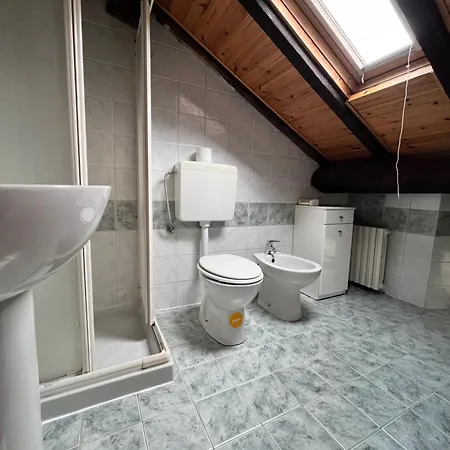 Bilocale Mansardato Farini Apartamento *